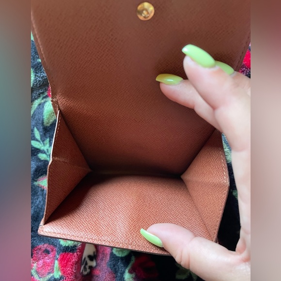 Louis Vuitton Trifold Wallet - Picture 3 of 7